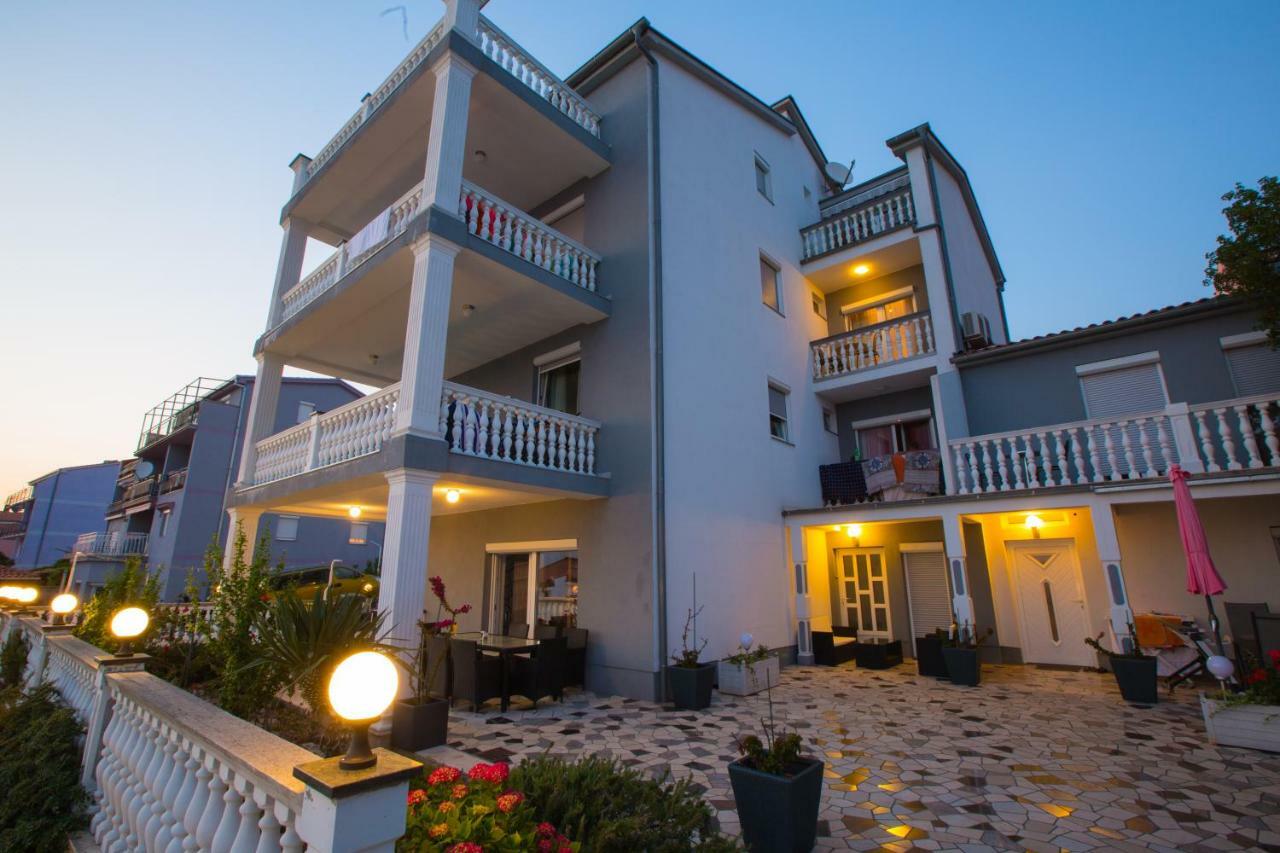 Villa Mara Цриквениця Екстер'єр фото